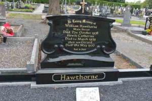 Hawthorne William Main Street